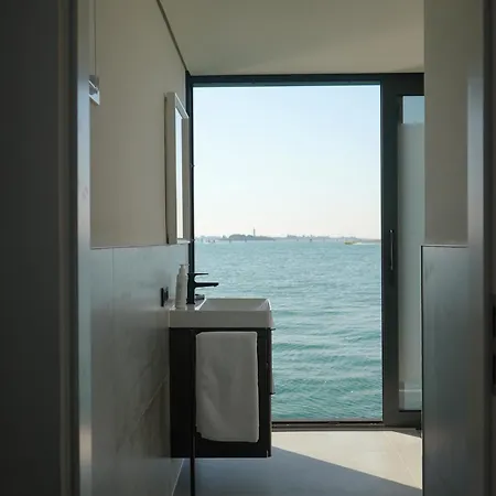Aqva The Exclusive Water Loft In Venedik