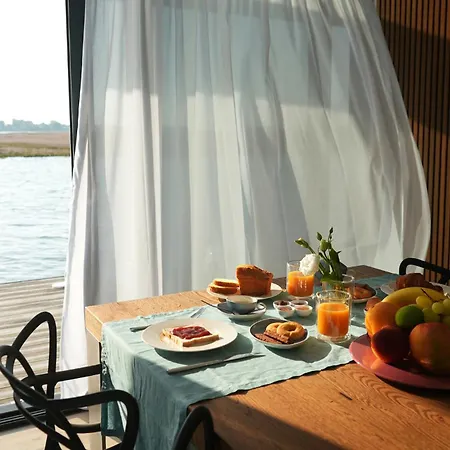 Aqva The Exclusive Water Loft In Tekne Venedik