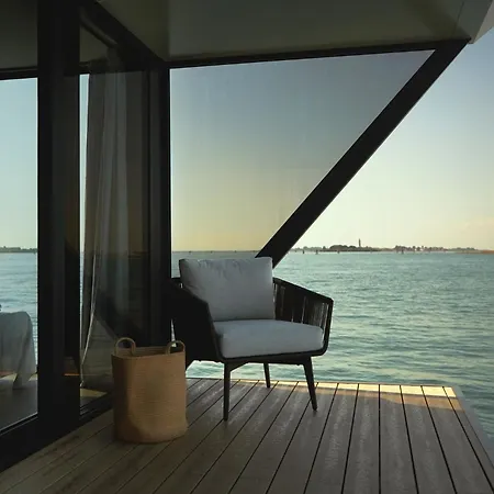 Aqva The Exclusive Water Loft In Venedik