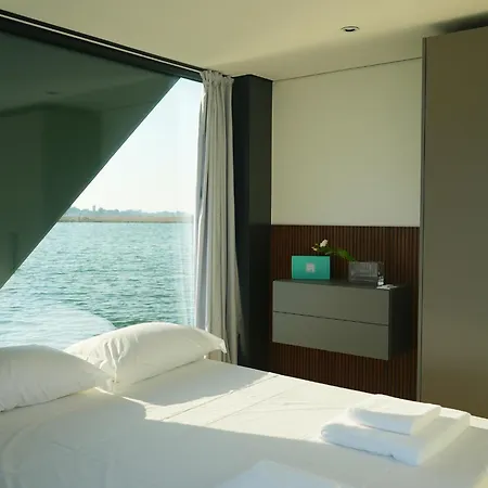 Båthotell Aqva The Exclusive Water Loft In Venedig